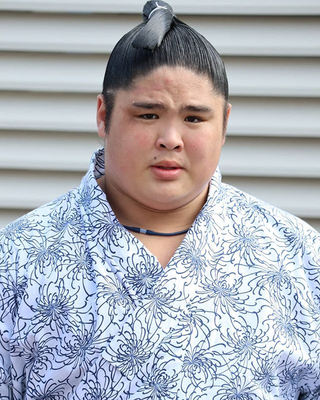 Tsuyoshi Sudario Tsuyoshi Sudario former Sumo Wrestler turning UFC fighter.